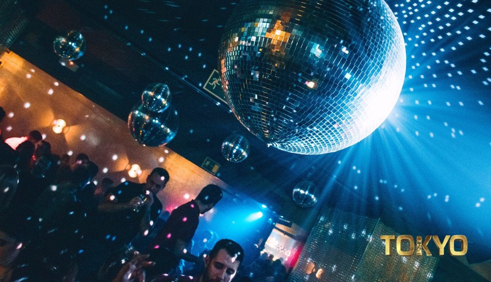 Ambiente e iluminación de Tokyo Disco en Vigo